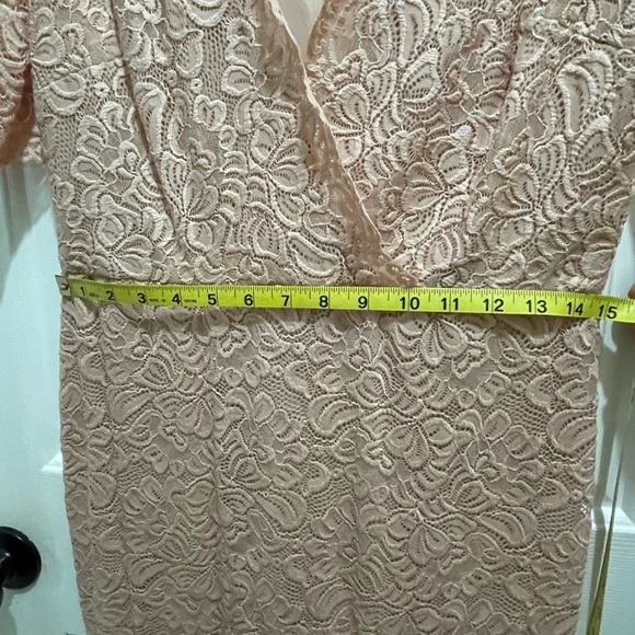 Ivanka Trump pink lace dress. - Picture 7 of 7